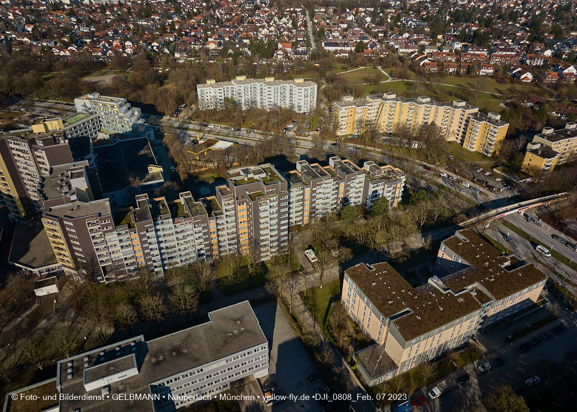 07.02.2023 - Luftbilder vom Marx-Zenrtum und Umgebung in Neuperlach